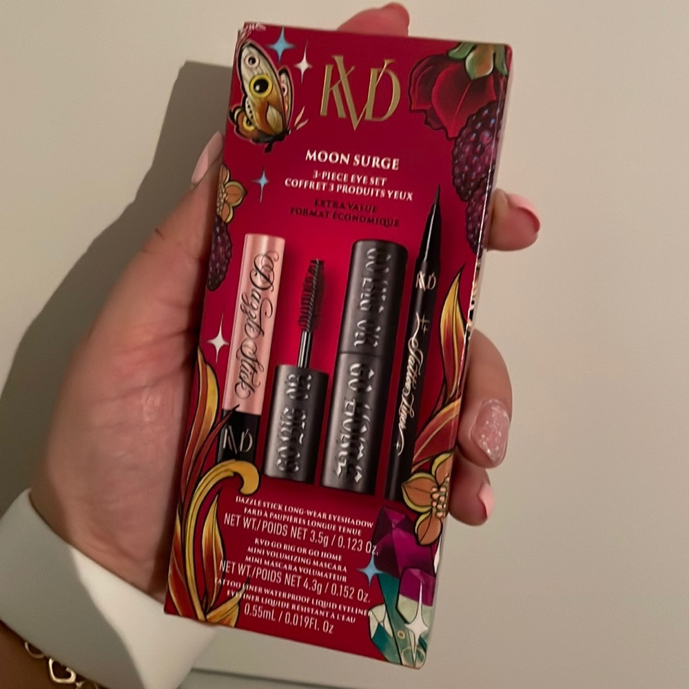 KVD moon surge 3 piece eye set (new)